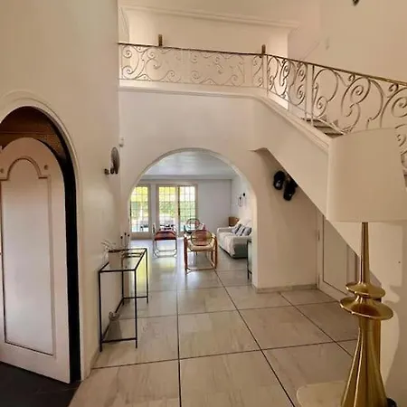 Avec Piscine - Route Des Plages *